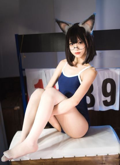 办公室恋情_720手机免费观看完整